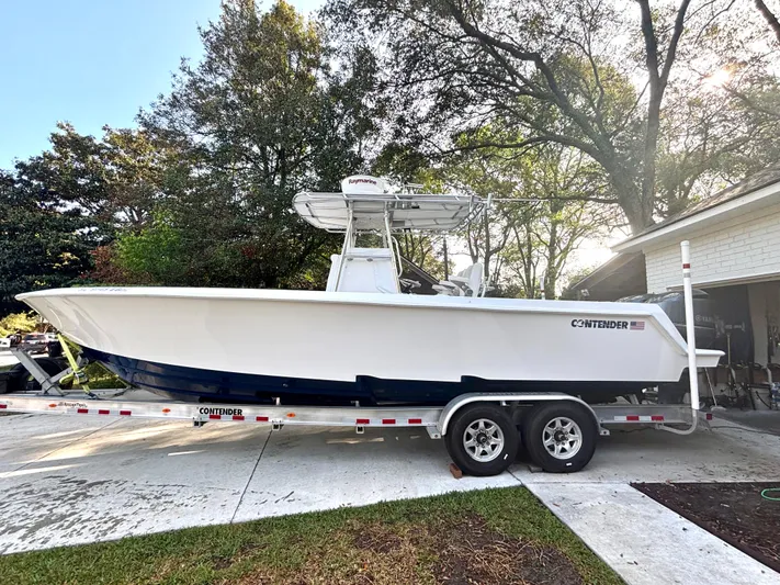 Tail Dragger Yacht Photos Pics 