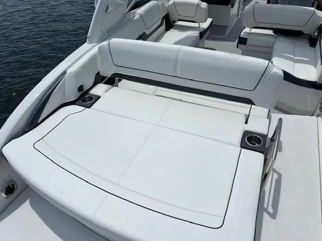2025 Formula 290 Br Yacht Photos Pics 2025 Formula 290 Bowrider boat with spacious white seating and cup holders.
