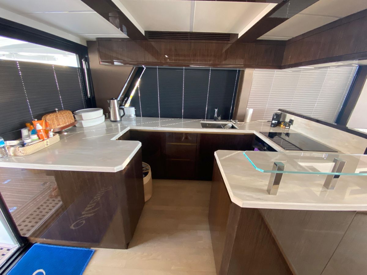 2018 Galeon 68 