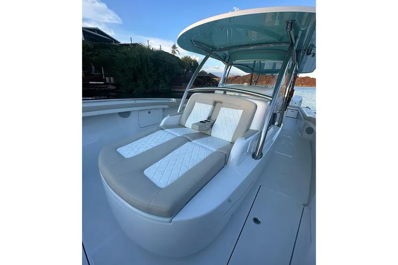  Yacht Photos Pics Manufacturer Provided Image