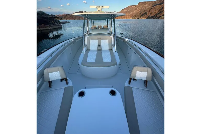  Yacht Photos Pics Manufacturer Provided Image