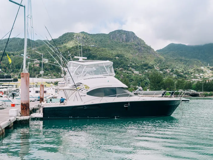 Ushaka Yacht Photos Pics 