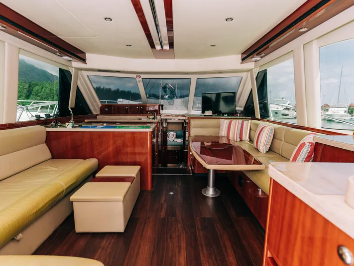 Ushaka Yacht Photos Pics 