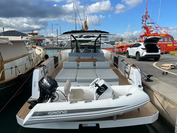 Axel Yacht Photos Pics 