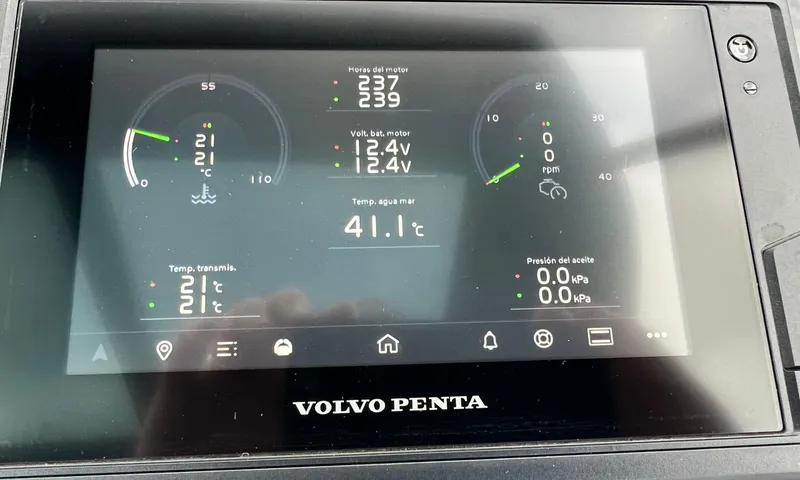 Axel Yacht Photos Pics 