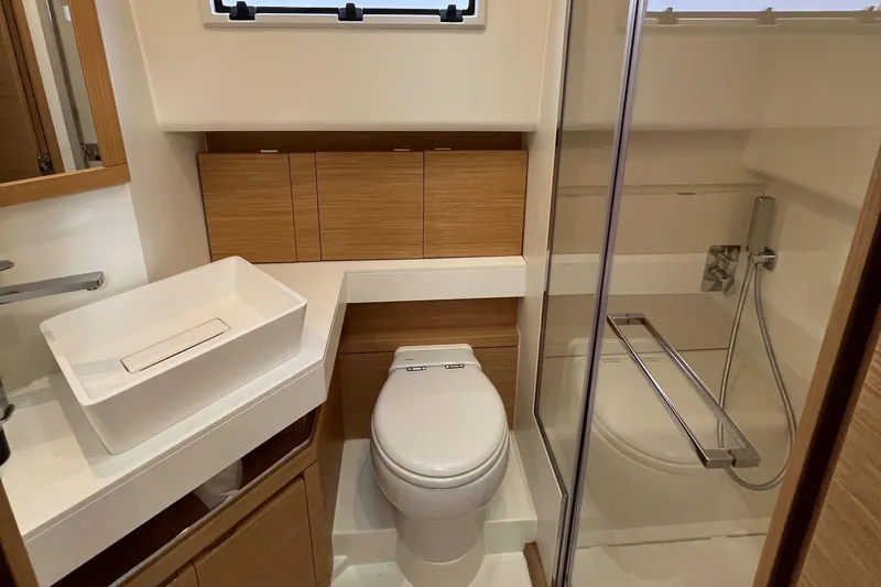 Axel Yacht Photos Pics 