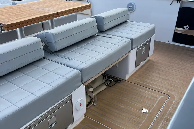 Axel Yacht Photos Pics 