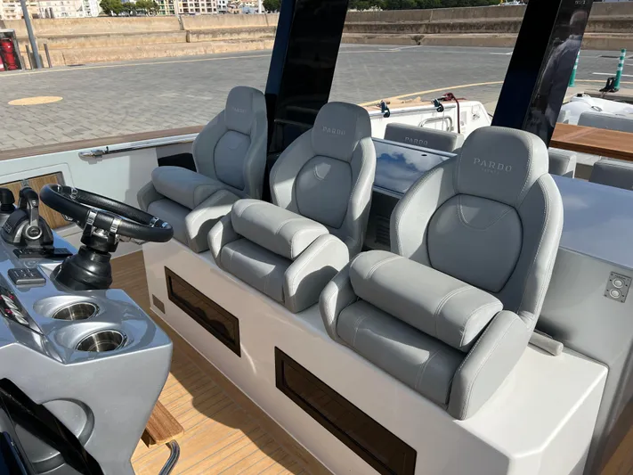 Axel Yacht Photos Pics 