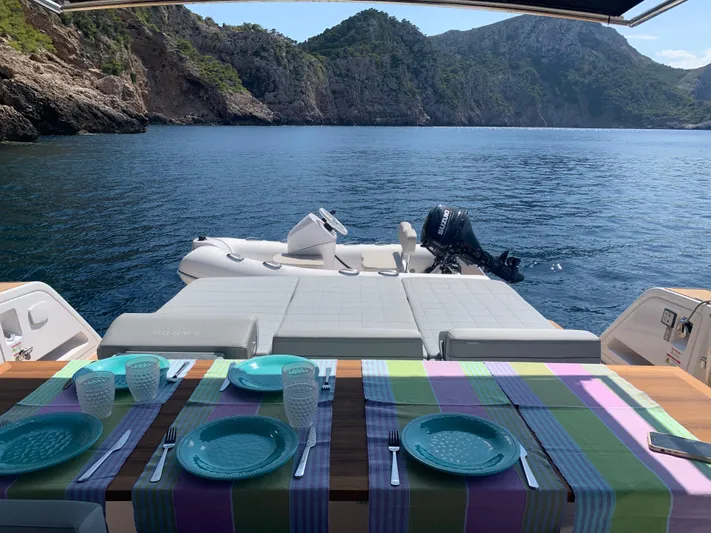 Axel Yacht Photos Pics 