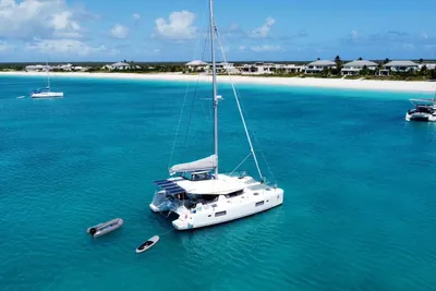 Lagoon 42