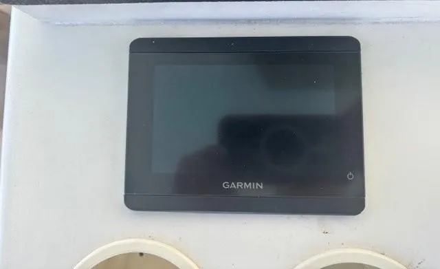 Dry-hydro Yacht Photos Pics 