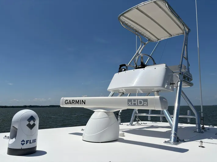 Must Sell!! Yacht Photos Pics 2016 Invincible 42 Open Fisherman with Garmin and FLIR equipment on deck.