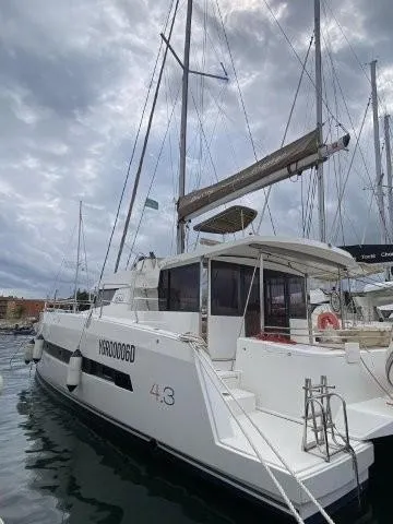 Eol Yacht Photos Pics 