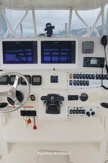  Yacht Photos Pics 2008 Hydra-Sports Vector 3500 VX helm with dual Simrad displays and control panel.