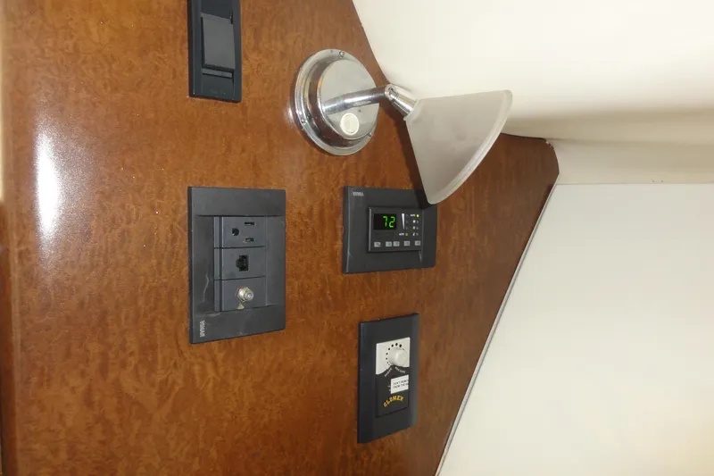  Yacht Photos Pics Control panel and light fixture inside 2008 Hydra-Sports Vector 3500 VX boat cabin.