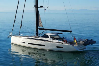 2020 Amel 60