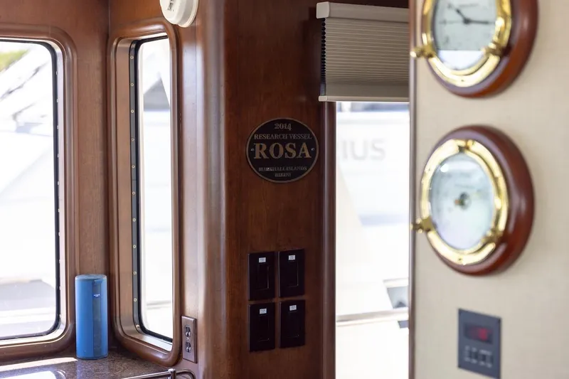  Yacht Photos Pics Interior of 1996 ABD 90 Explorer with nautical instruments and "Rosa" plaque.