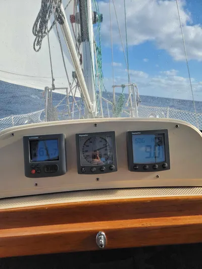 Eos Yacht Photos Pics 