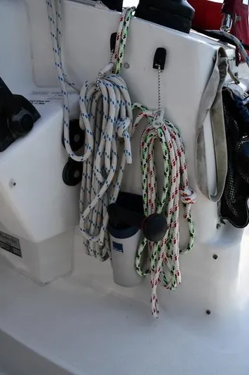Lil Anna Yacht Photos Pics Ropes on a 2014 Fountaine Pajot Mahe 36 Evolution catamaran deck.