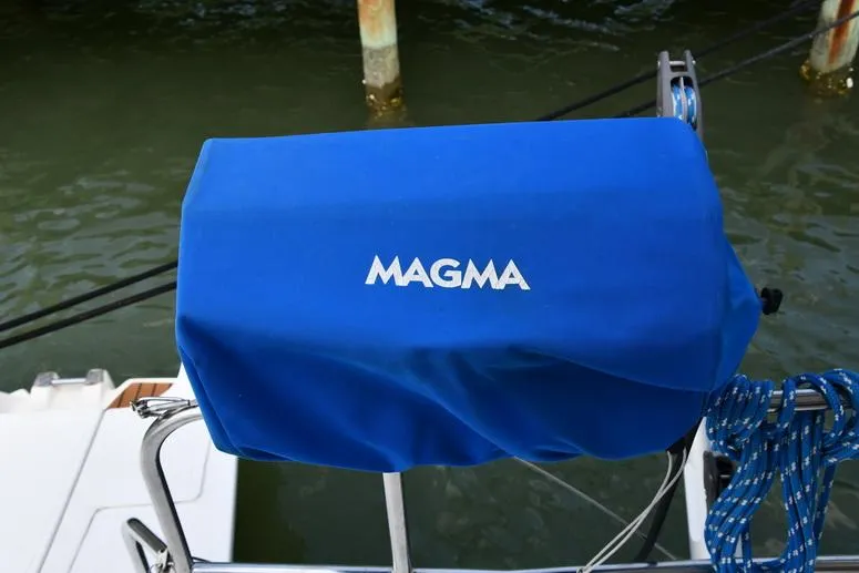 Lil Anna Yacht Photos Pics 