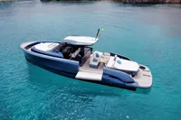 2022 Solaris Power 44 Open yacht on clear blue water.