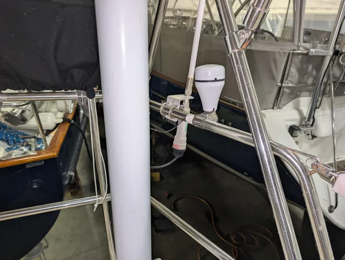 Navicula Yacht Photos Pics Close-up of a 2001 J Boats J/46 sailboat's rigging and equipment details.