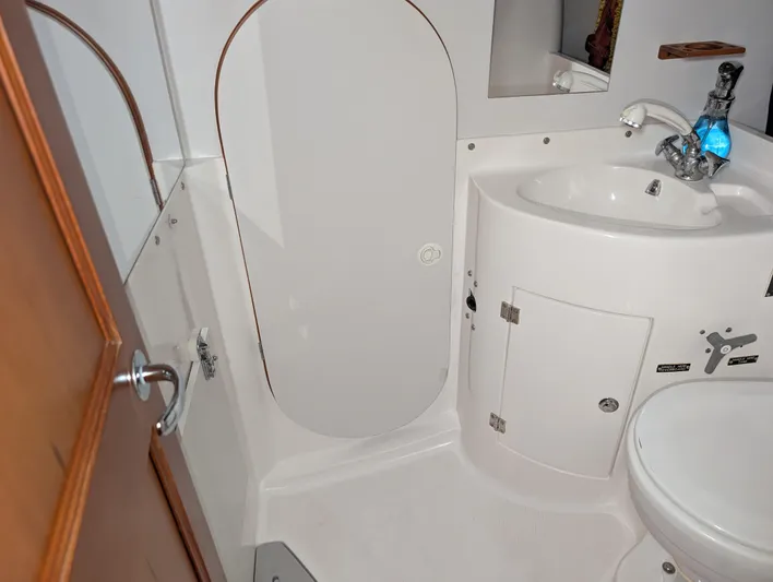 Navicula Yacht Photos Pics 