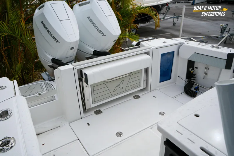  Yacht Photos Pics 2026 Blackfin 332 CC boat with dual Mercury engines, featuring a spacious deck layout.