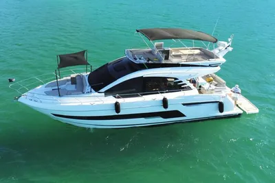 Fairline Squadron 53
