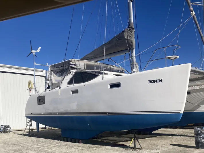 Ronin Yacht Photos Pics 