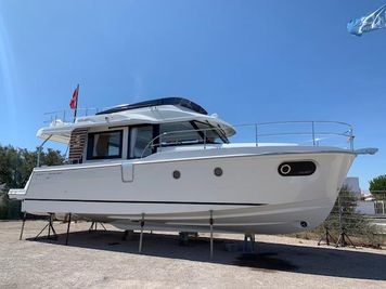 2023 Beneteau Swift Trawler 41
