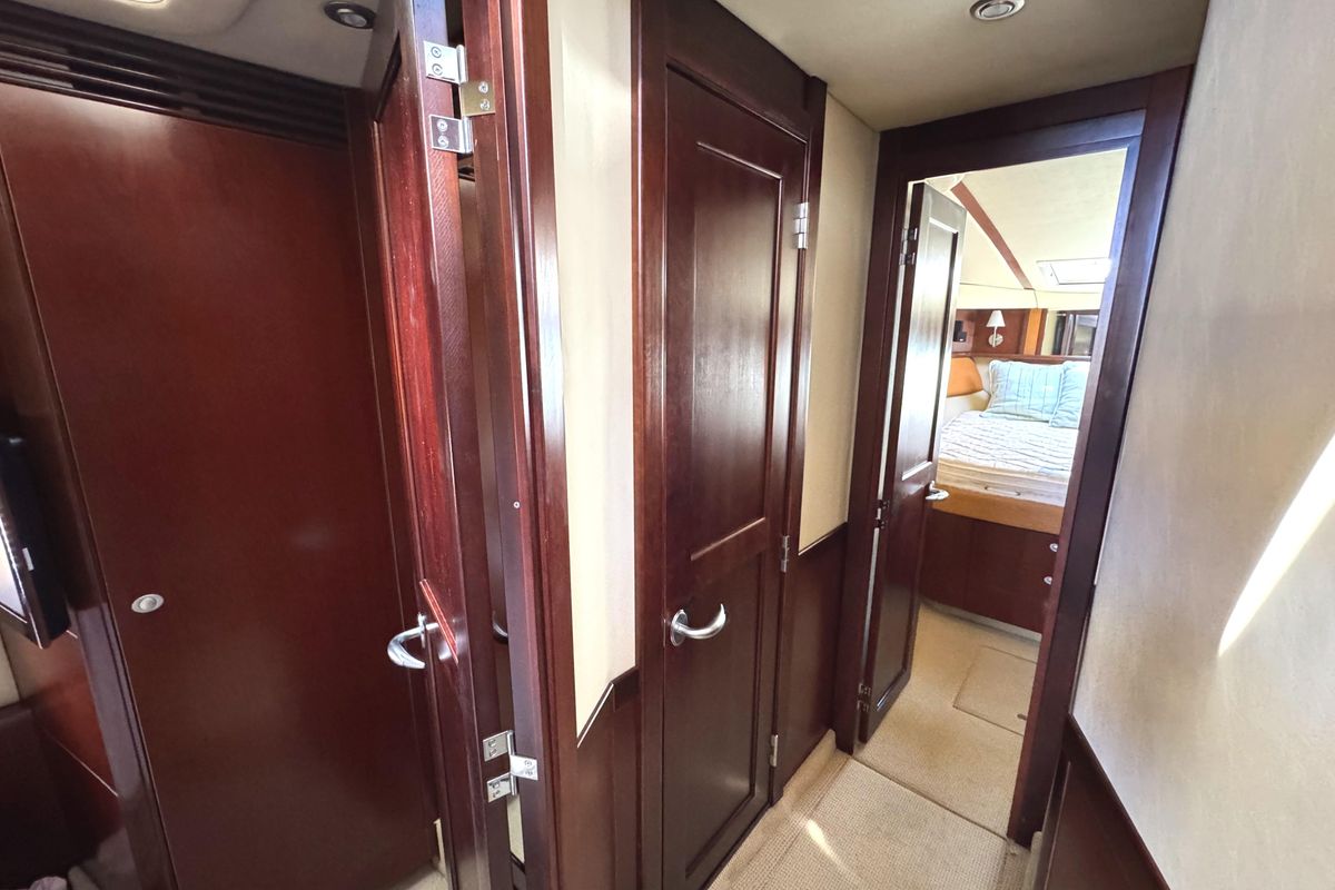 2005 Sea Ray 50 