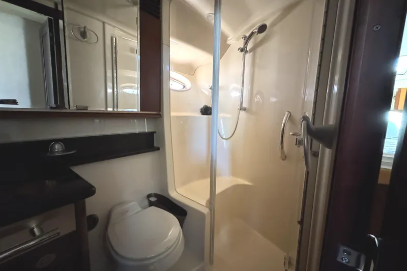 Current Affair Yacht Photos Pics 