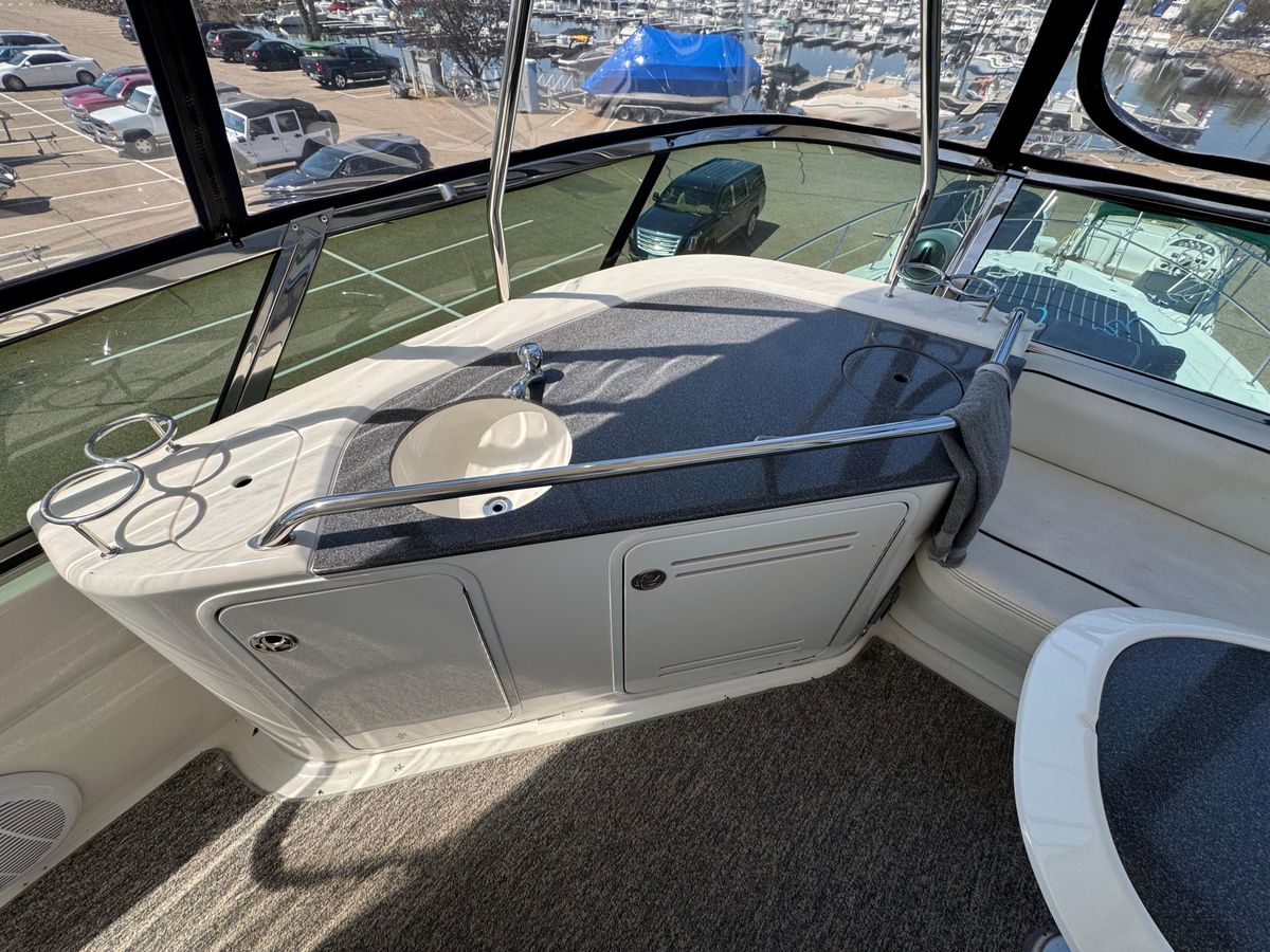 2005 Sea Ray 50 