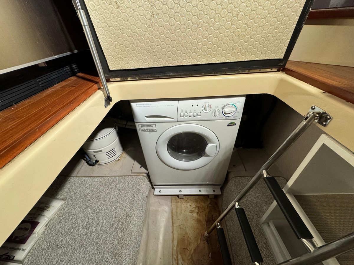2005 Sea Ray 50 