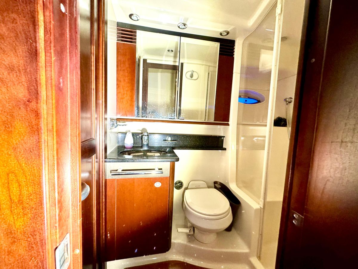 2005 Sea Ray 50 