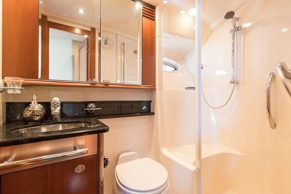 2005 Sea Ray 50 