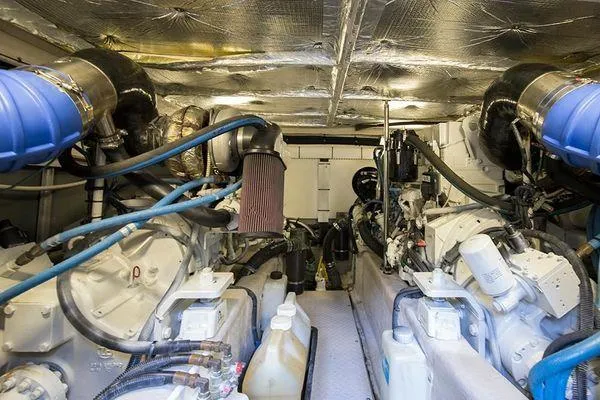 Current Affair Yacht Photos Pics 