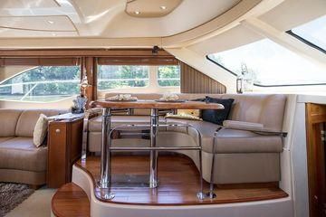 2005 Sea Ray 50 