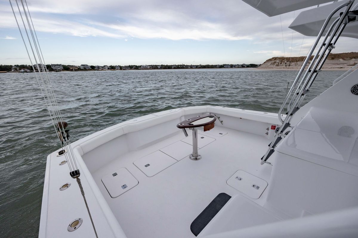 2000 Hatteras 60 