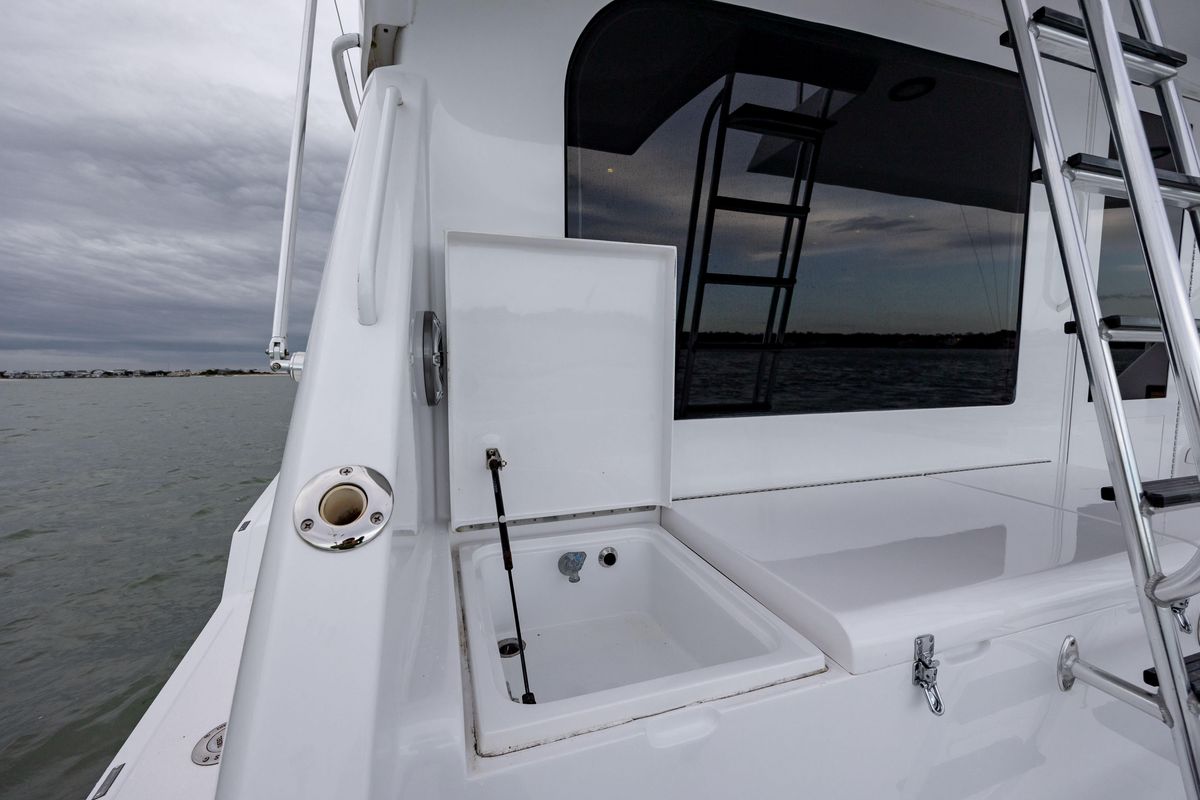 2000 Hatteras 60 