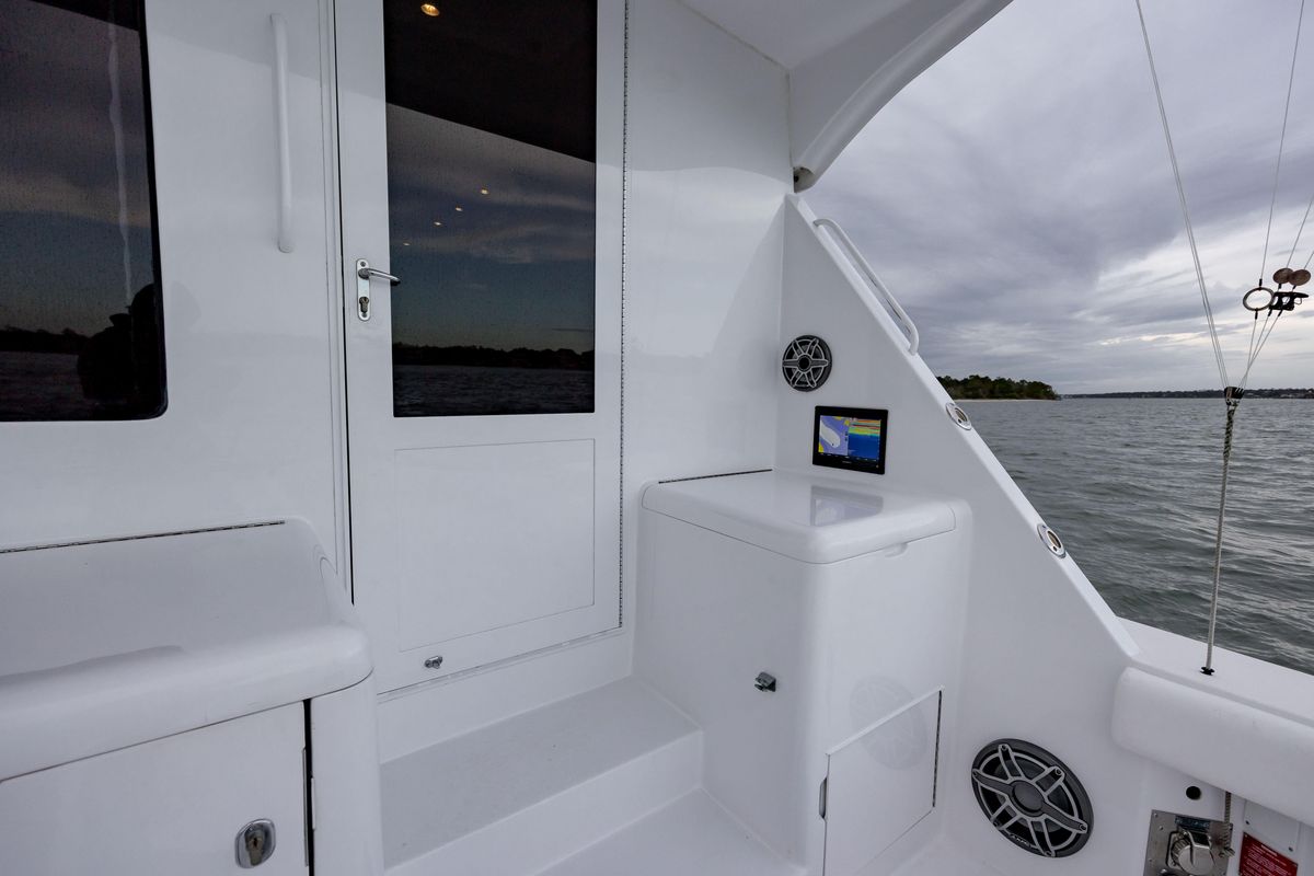 2000 Hatteras 60 
