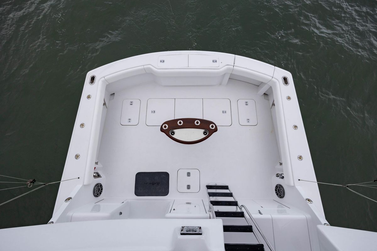 2000 Hatteras 60 