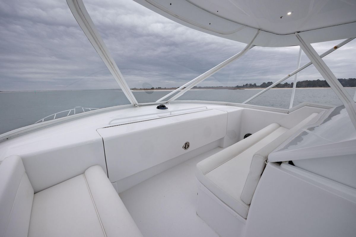 2000 Hatteras 60 