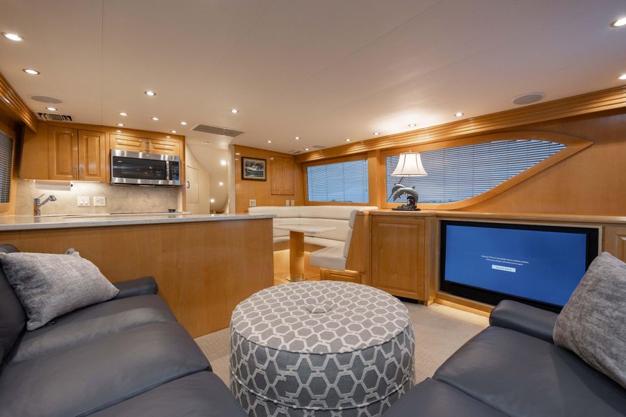 2000 Hatteras 60 Convertible