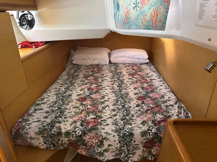 Hold Fast Yacht Photos Pics 