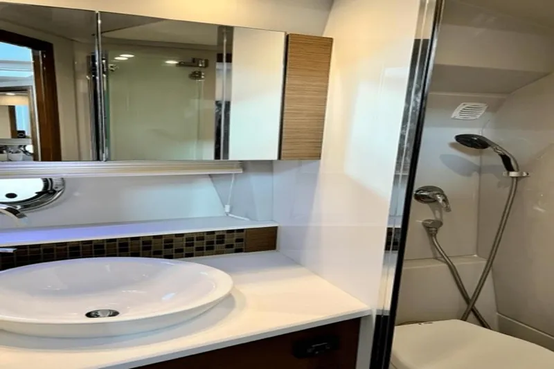 Signed Out Yacht Photos Pics 