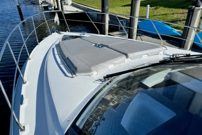 Signed Out Yacht Photos Pics 