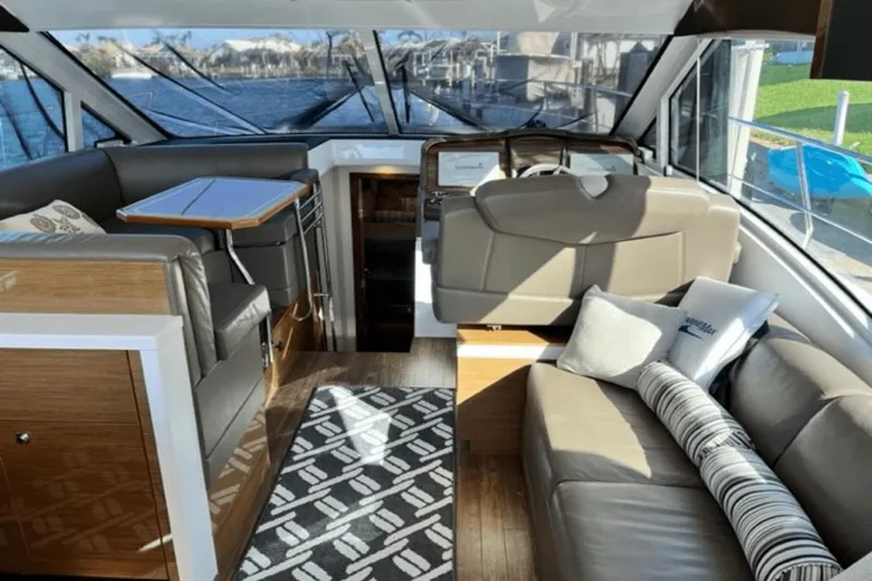 Signed Out Yacht Photos Pics 