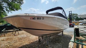 Regal 22 FasDeck